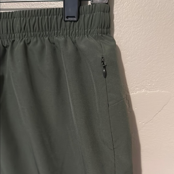 lululemon athletica Olive Athletic Shorts Medium - Picture 2 of 9